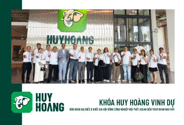 KHÓA HUY HOÀNG ĐÓN ĐOÀN ĐẠI BIỂU 8 QUỐC GIA HỘI ĐỒNG CÔNG NGHIỆP NỘI THẤT ASEAN ĐẾN THAM QUAN NHÀ MÁ